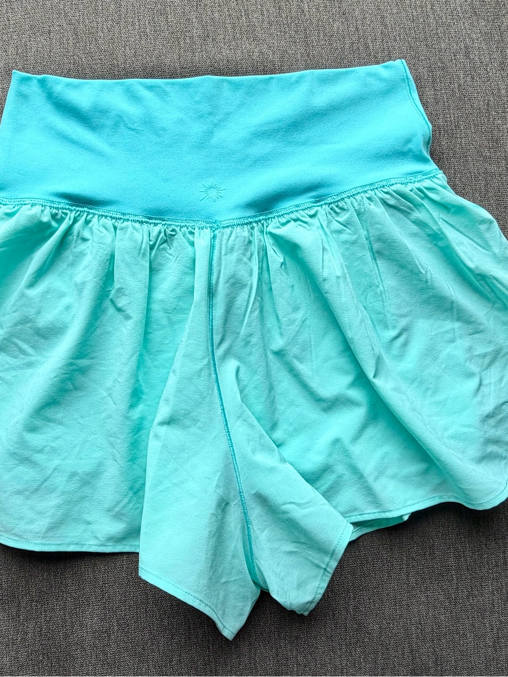 Womens Aeria Aqua & Charcoal Active Shorts Size M